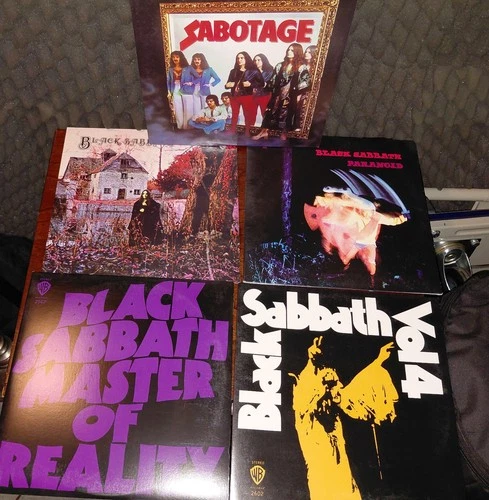 vinyl records, black sabbath, 1st through 5th album. Lot, good condition.