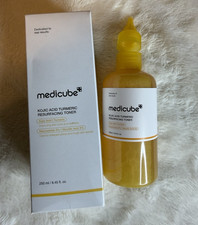 medicube Kojic Acid Turmeric Niacinamide Resurfacing Face Toner 250ml