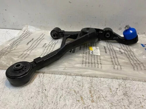 DLZ 33V201 Front Passenger Side Lower Control Arm - Picture 4 of 6