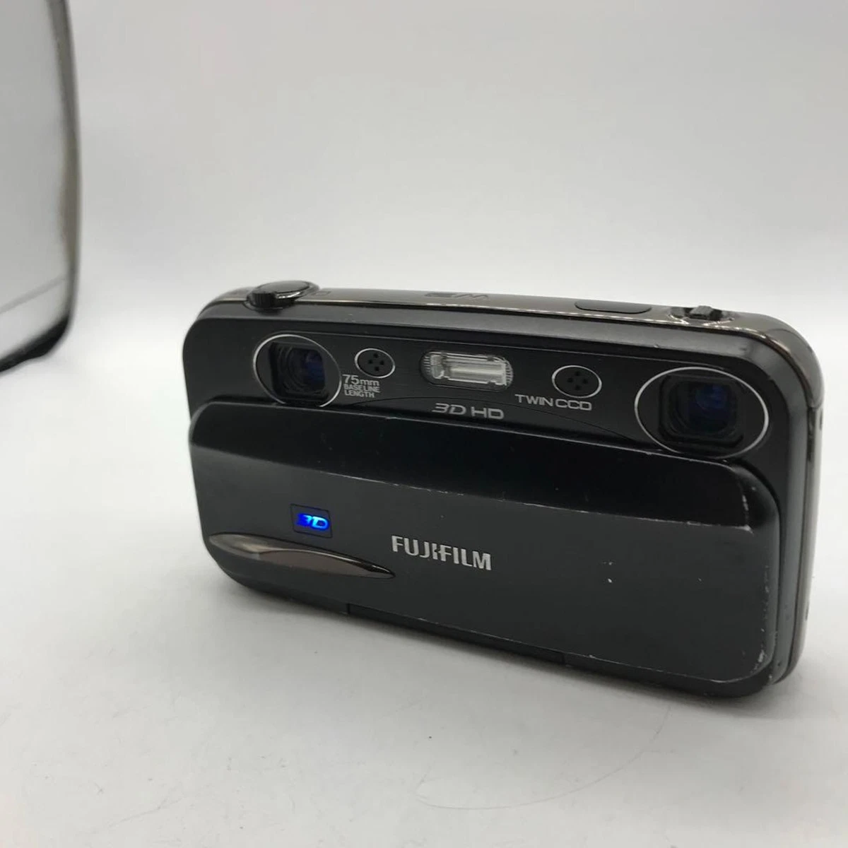 FUJIFILM FinePix REAL 3D W3 F FX-3D W3 digital camera F/S from JAPAN Used No box