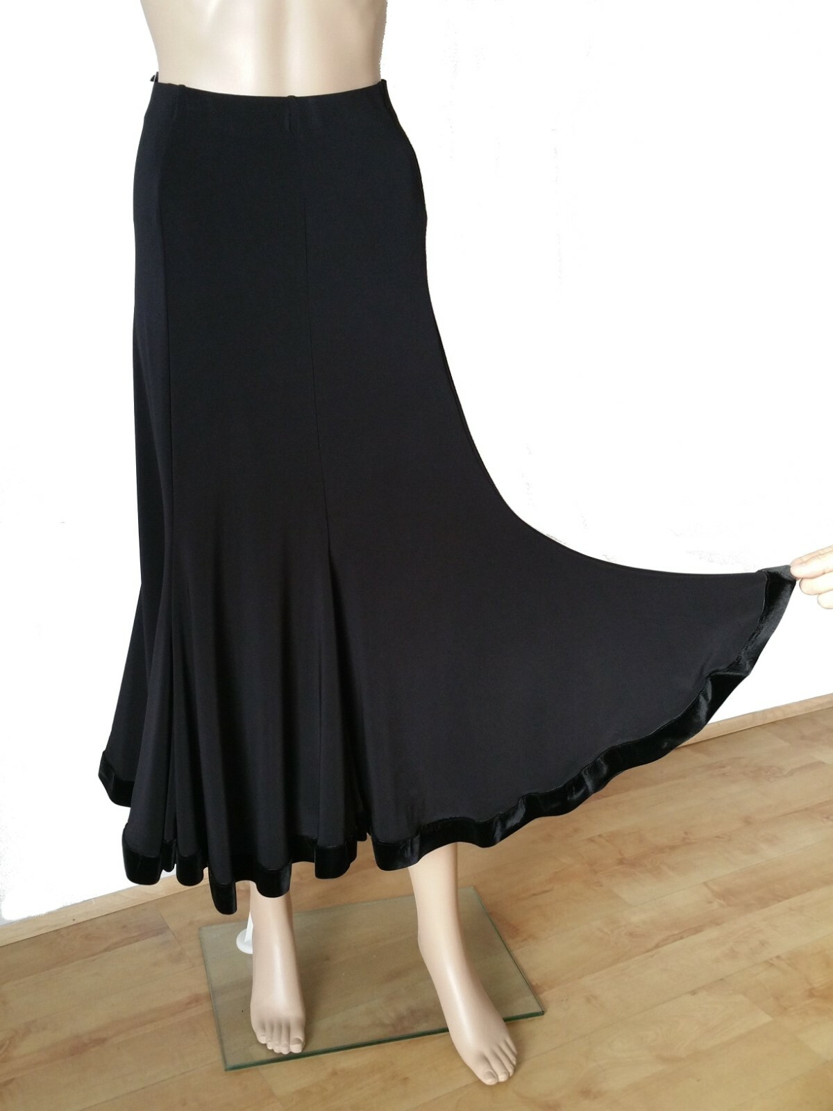 STRETCH CREPE BELL SHAPE BALLROOM DANCE PRACTICE SKIRT. SATIN