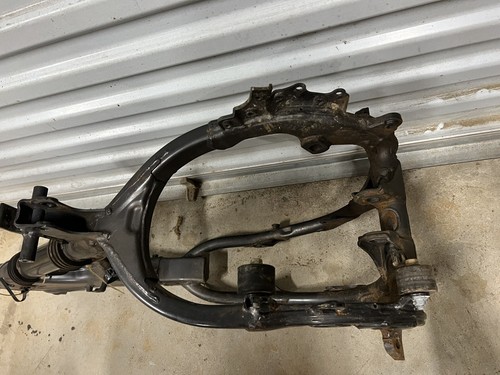 ✅2000 RM125 Main Frame Chassis Motor Mount SUZUKI RM 125 GENUINE OEM 1996-2000 - Picture 9 of 24