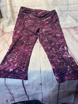 Reebok Womens Activewear Yoga Pants Leggings M Capri Purple Black Geometric