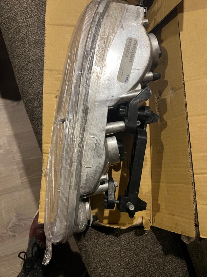 luz cabeza coche Foto 4 de 4