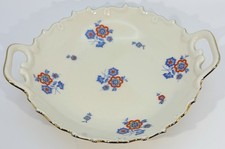 Piatto smerlato in porcellana con decorazione floreale stile Imari di Schoenau