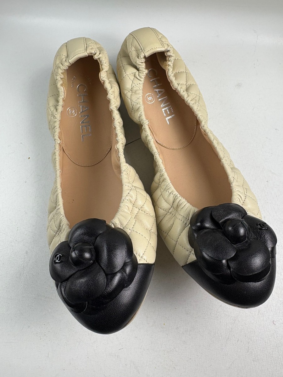 NEW Chanel Camellia flower quilted ballet flats beige black 