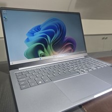 Samsung Galaxy Book4 Edge 15.6” Snapdragon X 16GB 256GB Blue Grade B #104J