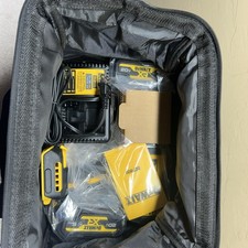 Dewalt DCF900P1- 1/2" IMPACT DRIVER, W/ BATTERY, CHARGER, AND BAG- (SHR)