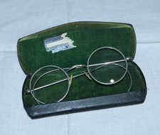 Round Lens Eyeglasses  Antique Silver Tone Etched Frame w/ Case