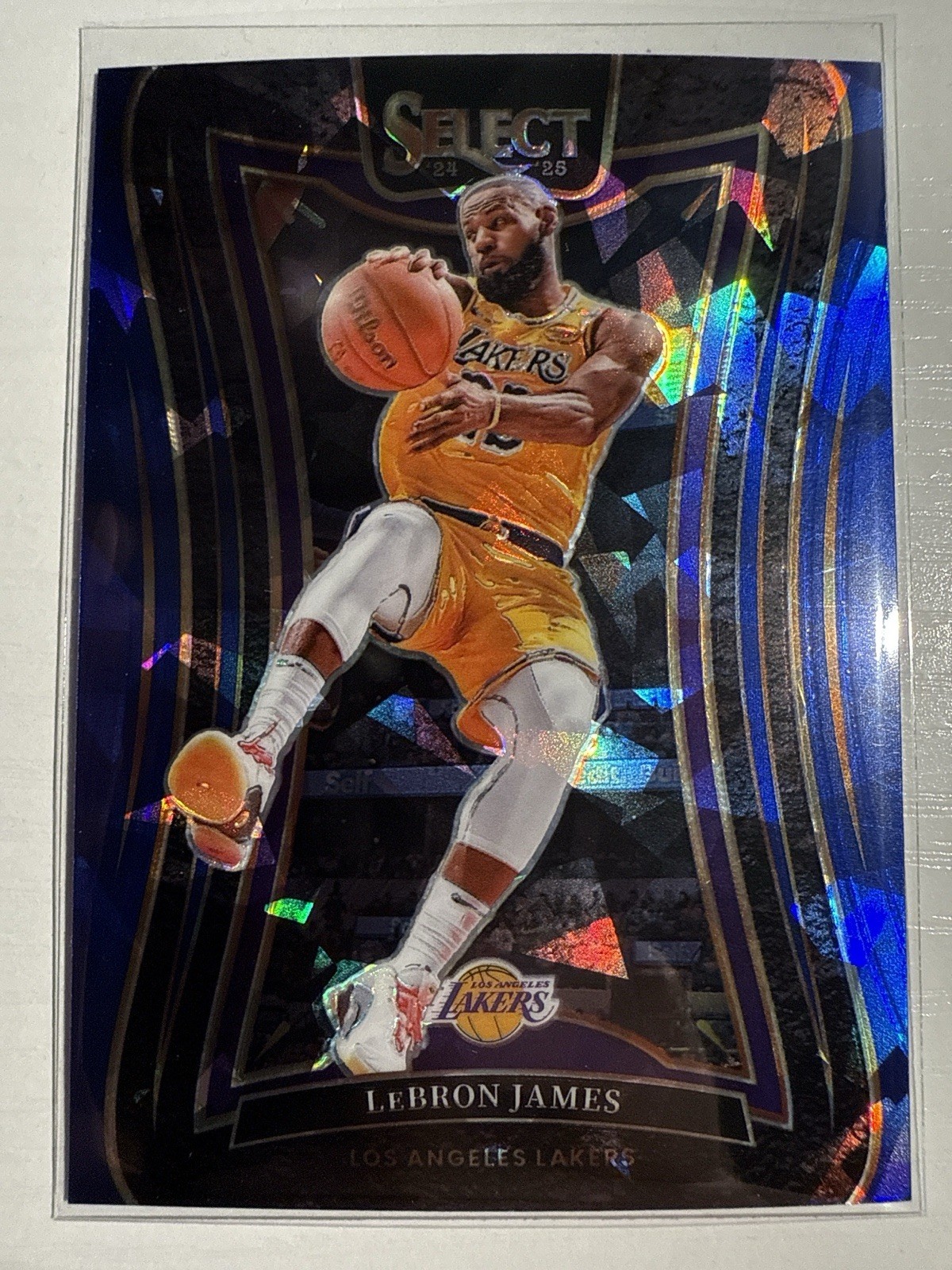 2024-25 Panini Select LeBron James Blue Cracked Ice Prizm #310