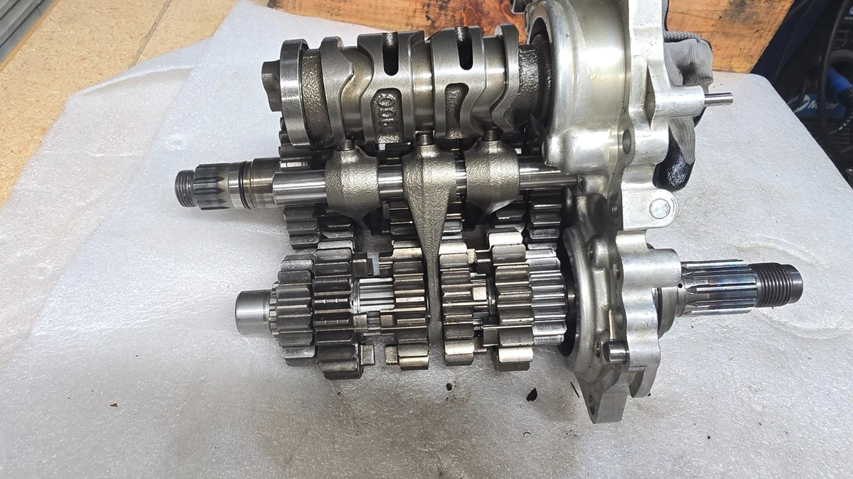つか 2015 11-15 Kawasaki NINJA ZX10R COMPLETE TRANSMISSION GEARS TRANNY