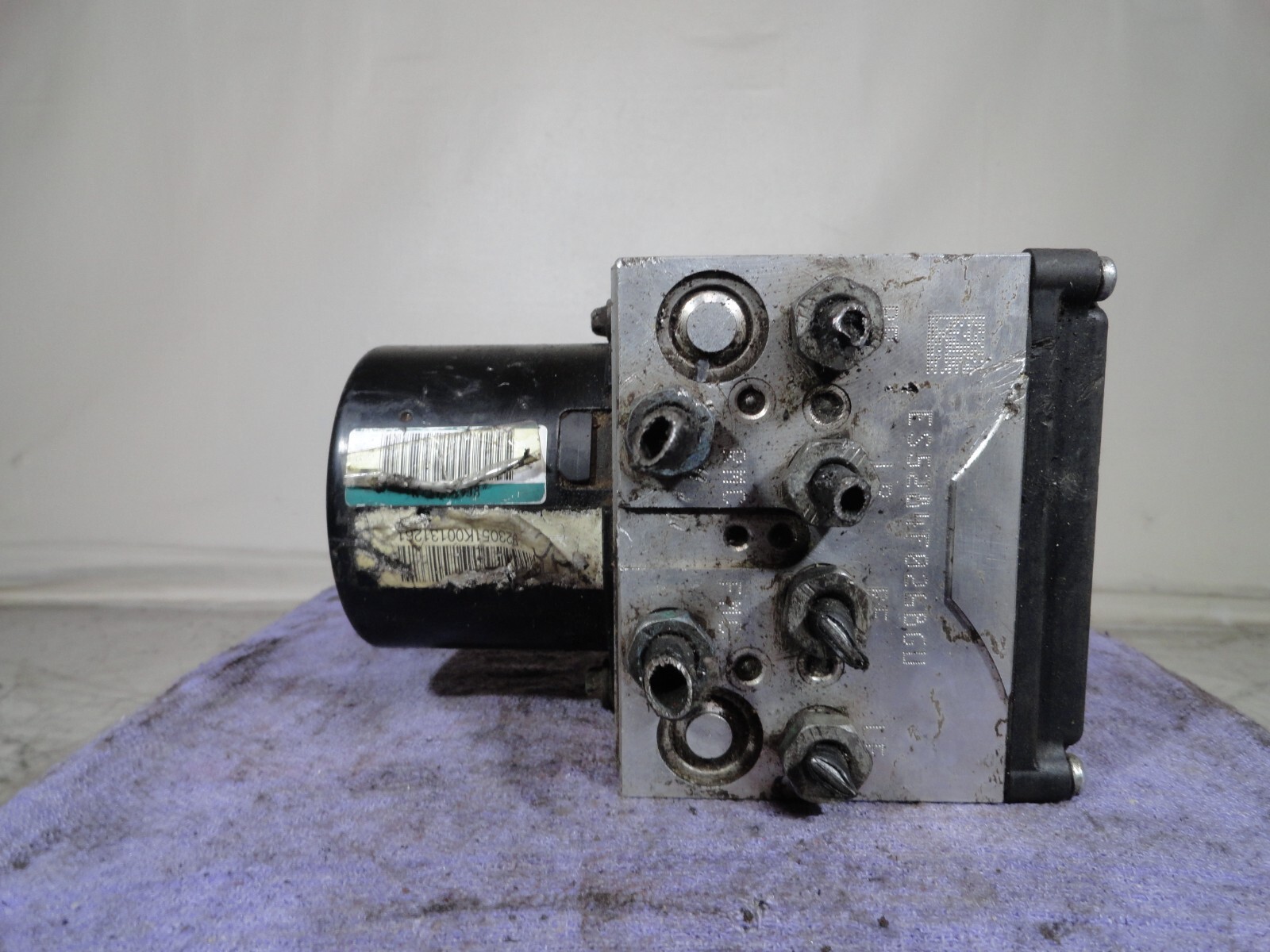 06 Chevy Trailblazer Envoy ABS Pump Anti Lock Brake Module Part 