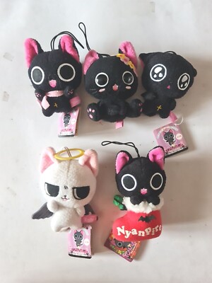 The Gothic World Of Nyanpire Cat Nyatenshi Plush Doll keychain Set