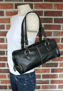 sak black leather purse