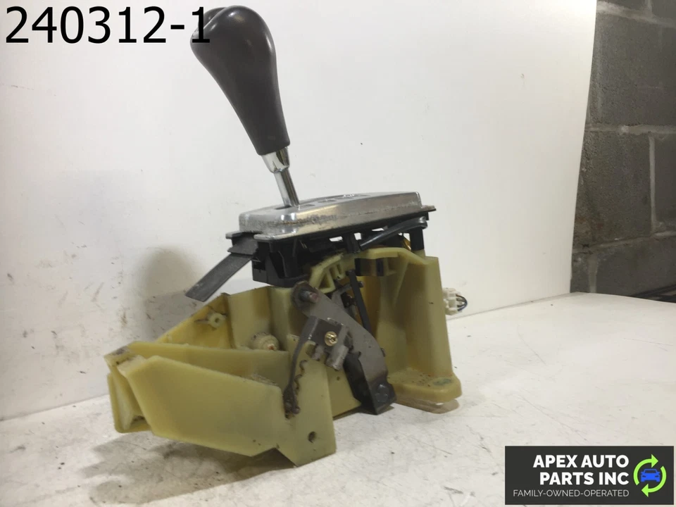 Palanca de cambios de transmisión Hyundai XG350 2004 3,5 L OEM Foto 2 de 4