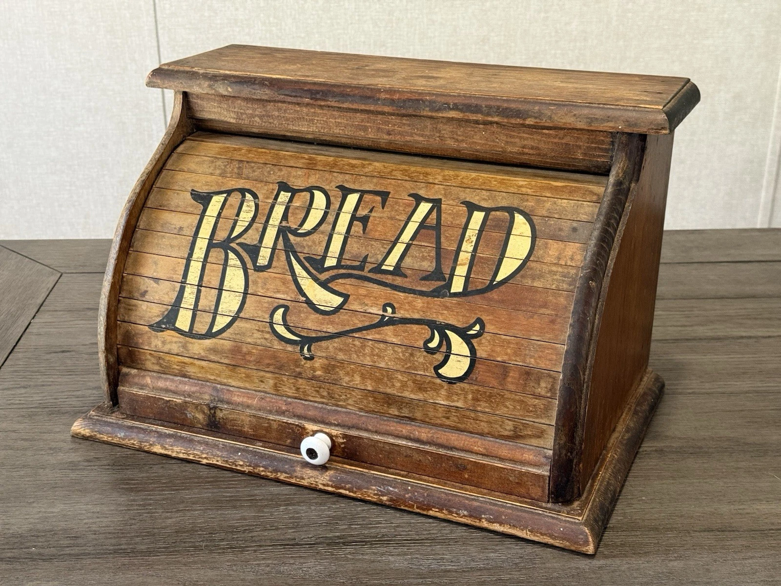 Vintage Roll Top BREAD BOX Storage Primitive Rustic Farmhouse Wooden
Opens in a new window or tab
