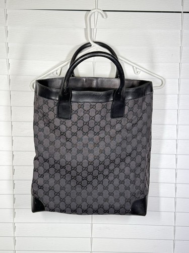 GUCCI Model 002 1121 Vintage GG Canvas Leather Handbag – Black Unisex