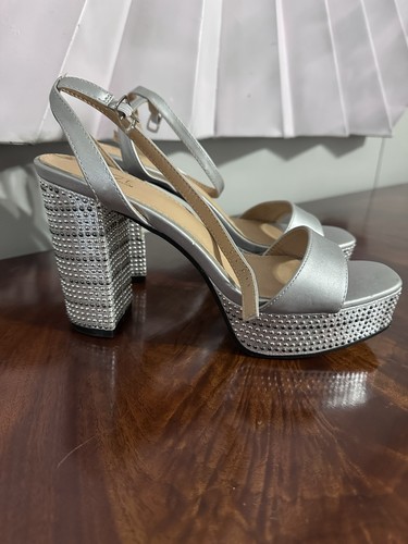 rouge helium heels