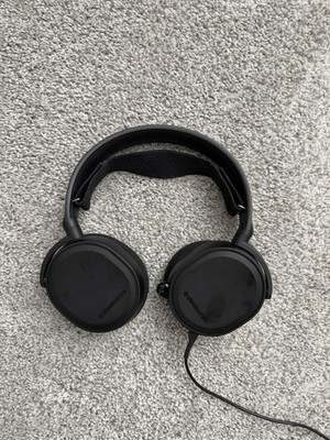 SteelSeries Arctis 3 Over-Ear Gaming Headset Black