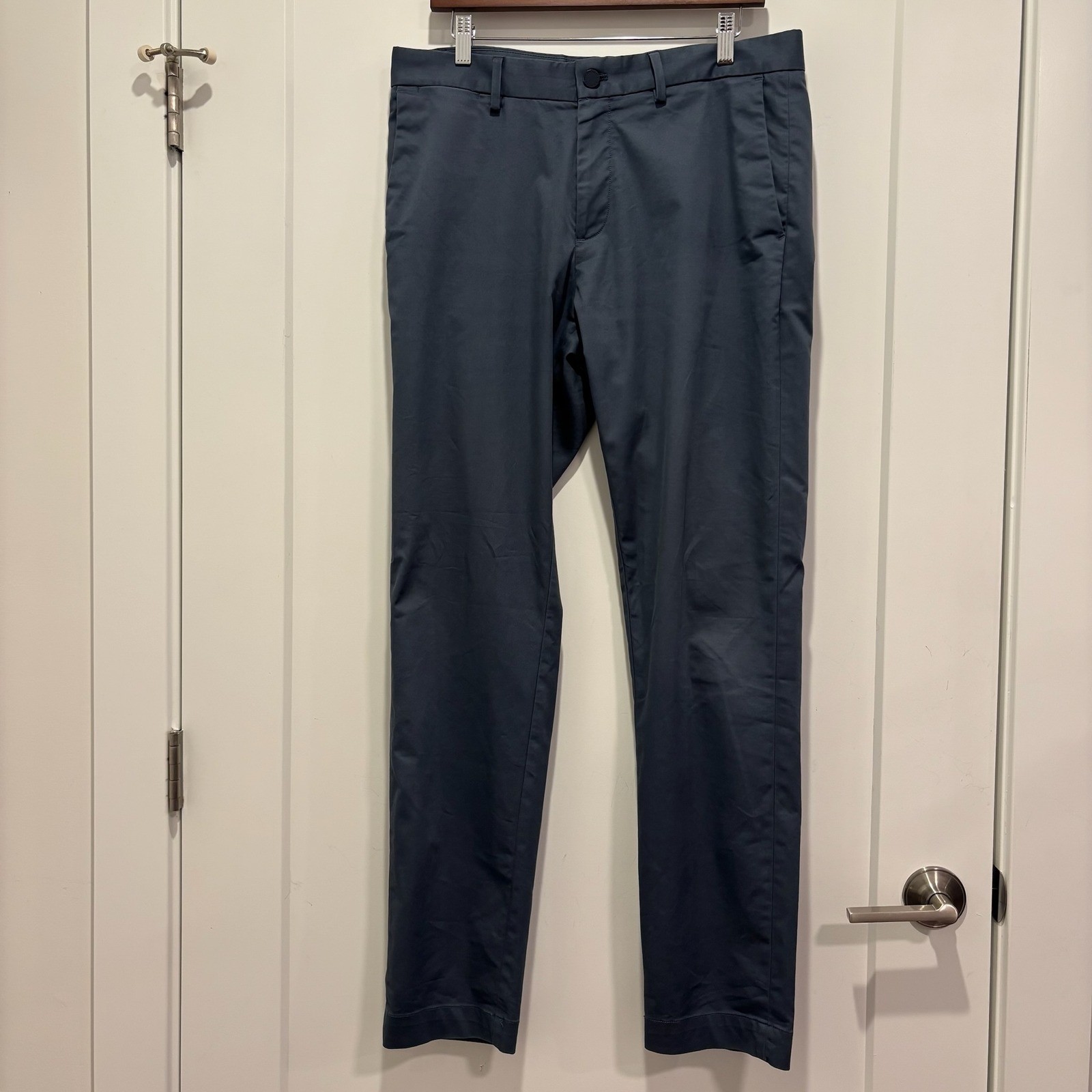 Banana Republic Slim Fit Chinos Mens 33x32 Dark Blue Gray Cotton Stretch Pants