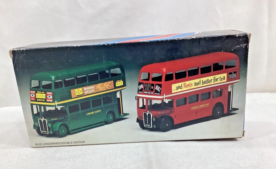 NEW Corgi London Transport Bus Double Decker Red Diecast Routemaster Boxed - Image 3 of 4