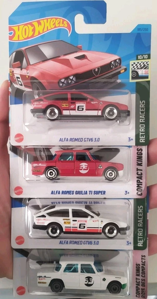 Lotto 4 Hot Wheels Alfa Romeo GTV + Giulia 1:64 - Immagine 2 di 2