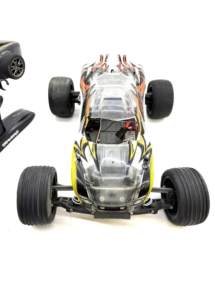 Traxxas Rustler 2WD Brushed Stadium Truck 1/10 - Image 4 of 4