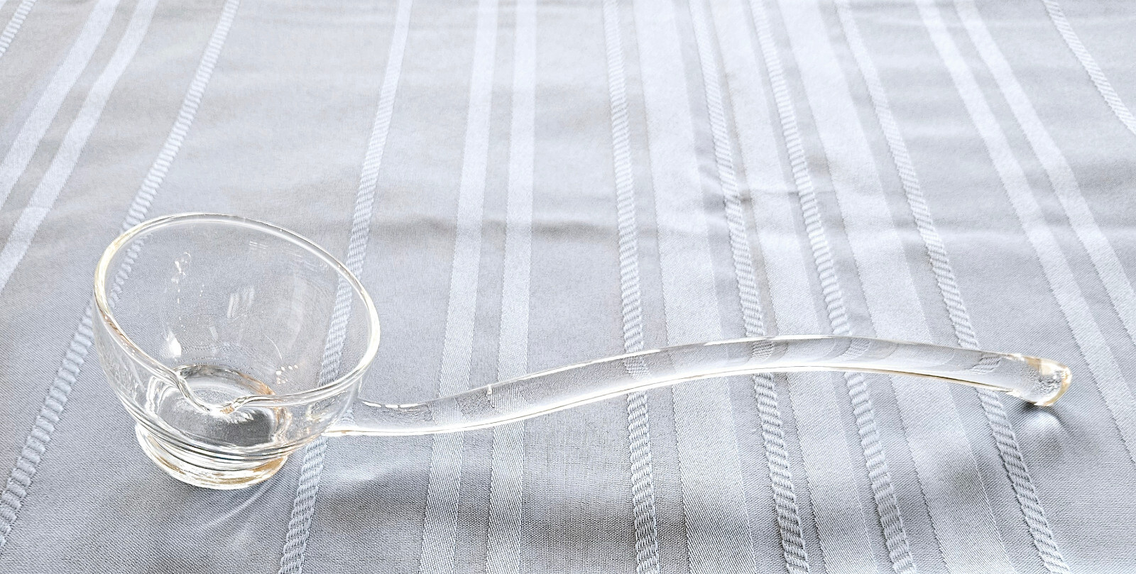 VINTAGE WEST VIRGINIA GLASS COMPANY CLEAR GLASS FOOTED PUNCH BOWL LADLE