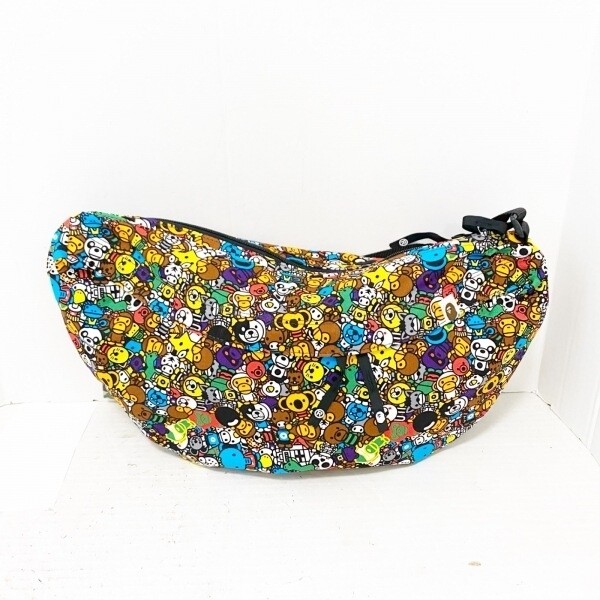 BAPE a bathing ape Milo animal Safari shoulder bag Multi BAPE a bathing ape Milo animal Safari shoulder bag Multi