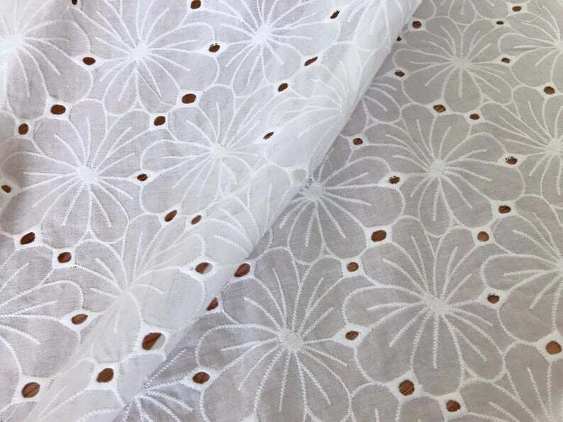 Eyelet cloth deals