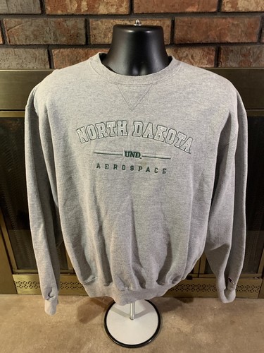 Vintage Champion UND North Dakota 