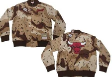 1996 Finals Chicago Bulls Mens Mitchell & Ness Button Snap Camo Jacket $200