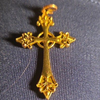 Authentic Solvar 14K Gold Celtic Cross Pendant Flared Filigree Ireland Hallmark