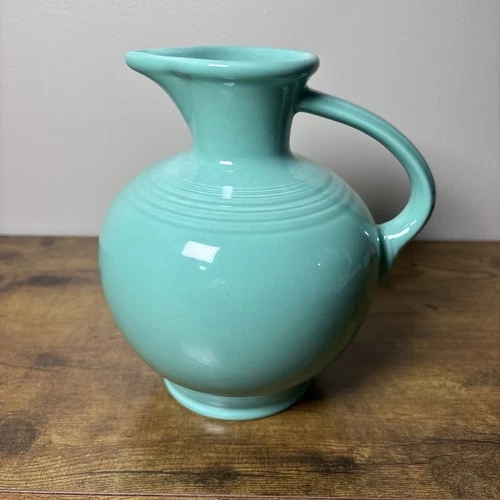 Fiestaware Turquoise Carafe Pitcher Homer Laughlin HLC Fiesta USA 7 3/4”