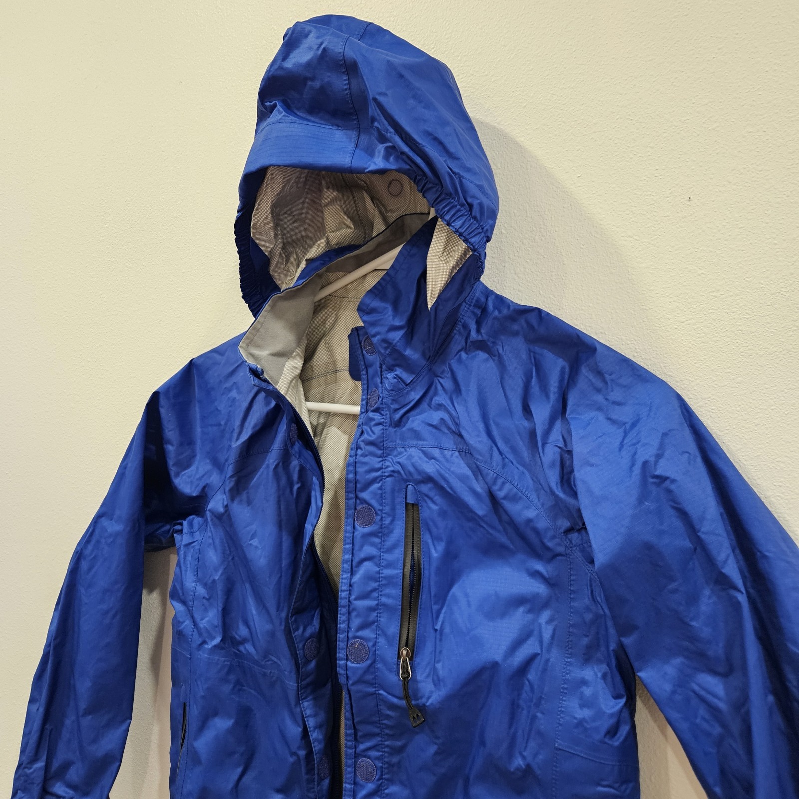 REI Boy's Blue Rain Jacket Size S (8)