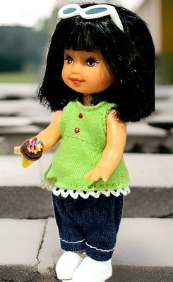 OOAK HISPANIC MARISA in DENIM JEANS /GRN TOP / SNEAKERS / ICE CREAM & SUNGLASSES