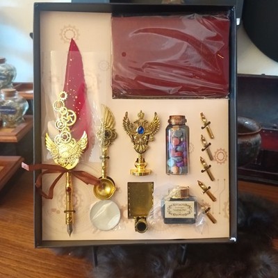 Feather Calligraphy Pen Set with Wax Seal, Gold Nibs, Ink Bottle, Accessories