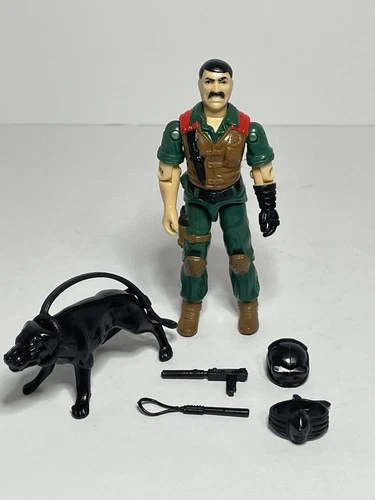 Vintage G.I. Joe Mutt Figure w/Junkyard & Accessories 1984 Hasbro Complete