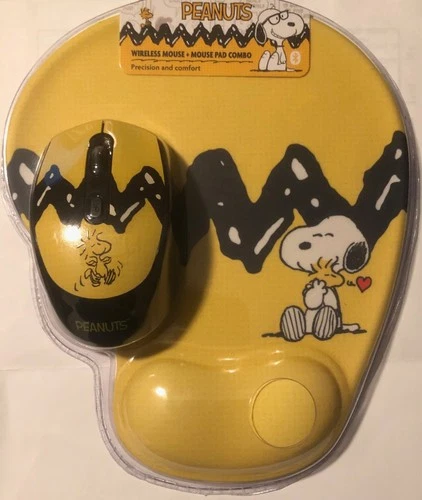 Peanuts Snoopy Wireless Optical Mouse + Stain Resistant Mouse Pad - NEW