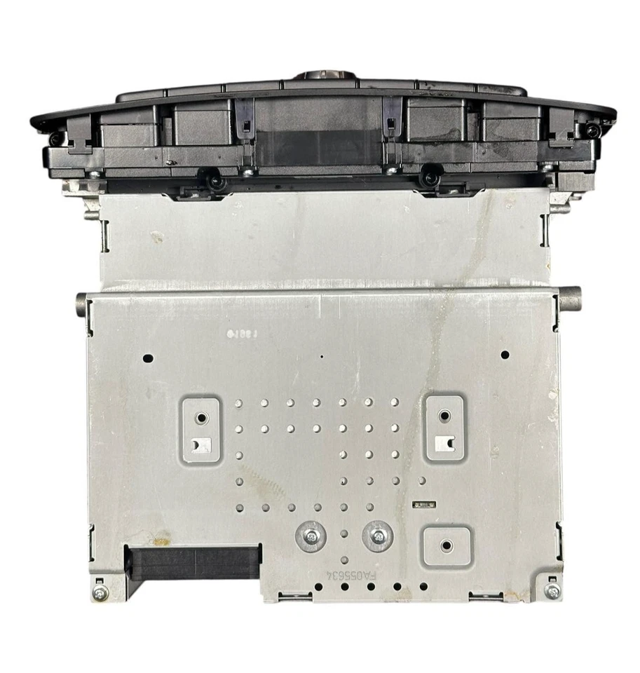 Mercedes Benz CLA250 2014 AM FM radio navegación unidad principal OEM Foto 3 de 4