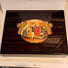 Humidor portasigari Romeo y Giulieta 125° anniversario lacca marrone 12"x9,5"x2,5"