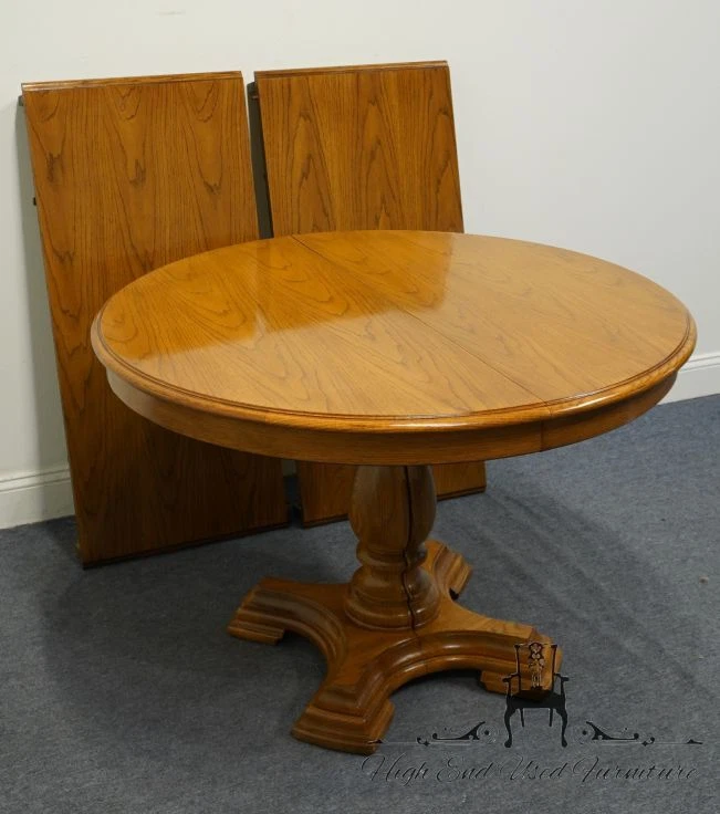 THOMASVILLE FURNITURE American Oak Collection 84