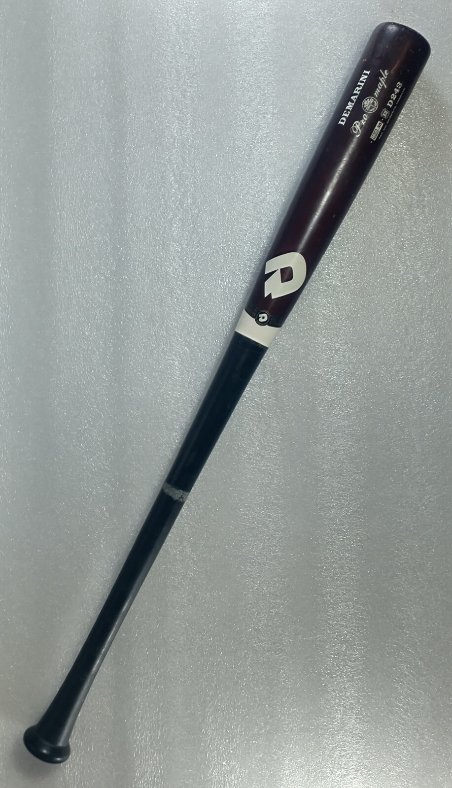 Bat De Beisbol Profesional Marucci Posey 28 Madera Maple 33 Color Marron Claro