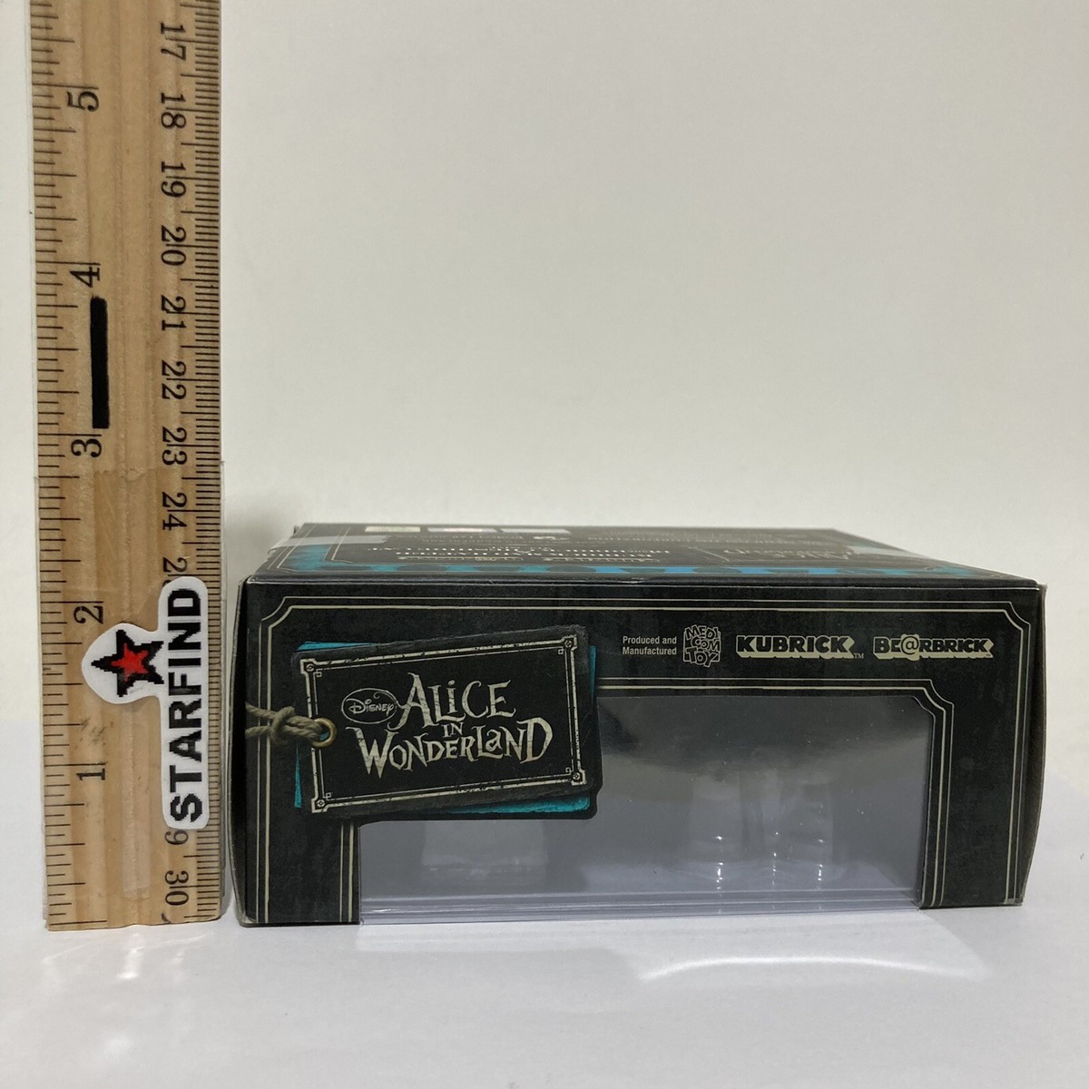 Disney Medicom Alice In Wonderland Mad Hatter Kubrick Cheshire Cat