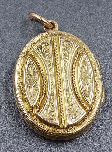 Vintage Yellow Gold Plated Locket 