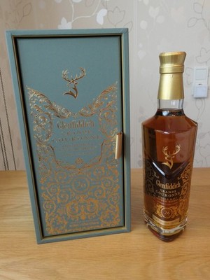 Glenfiddich Grande Couronne 26 Jahre, Single Malt Scotch Whisky tolle Verpackung