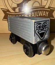 TROUBLESOME TRUCK THOMAS FRIENDS TRAIN WOODEN RAILWAY 1992 STAPLES
