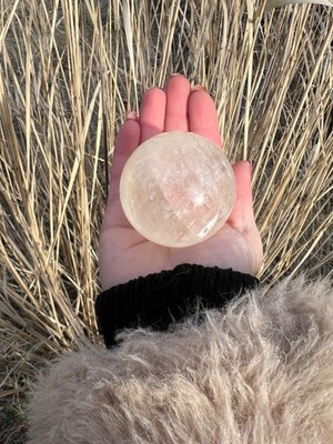 Quartz Crystal Sphere Crystal Ball Clear Quartz Stone 