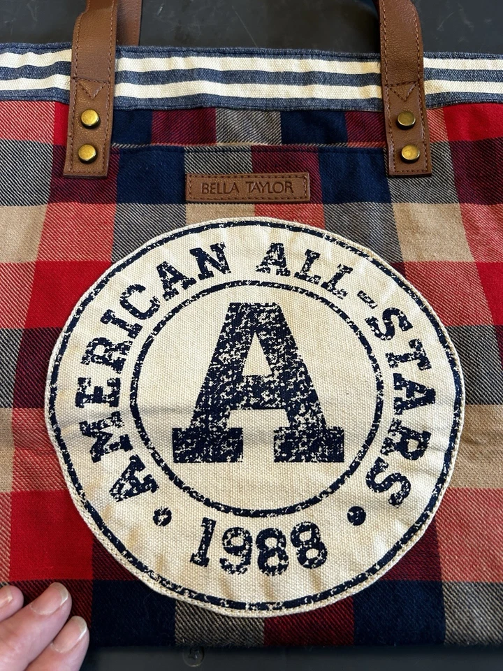 Bolso de hombro Bella Taylor Bailey Foto 3 de 4