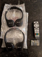 CHRYSLER VES Audio Kit 05091149AA (07-13) - 2 Headphones & Remote - NEW IN BOX